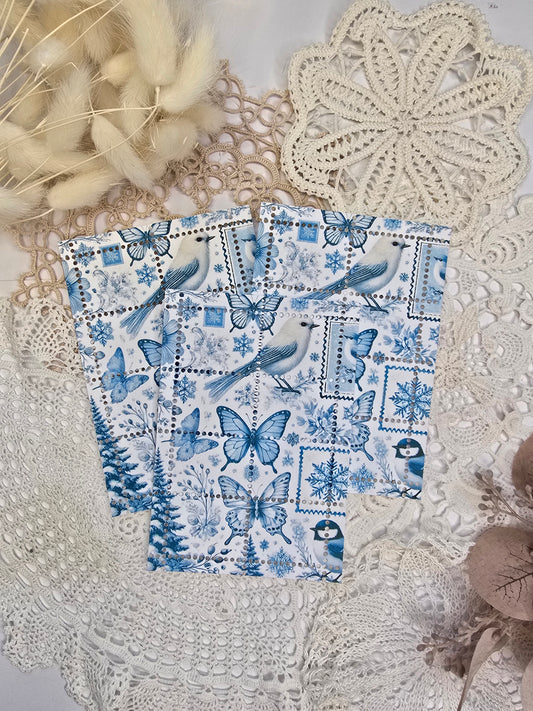 Briefmarke „Waldzauber – Frostflügel“ – Handmade Mini-Serie