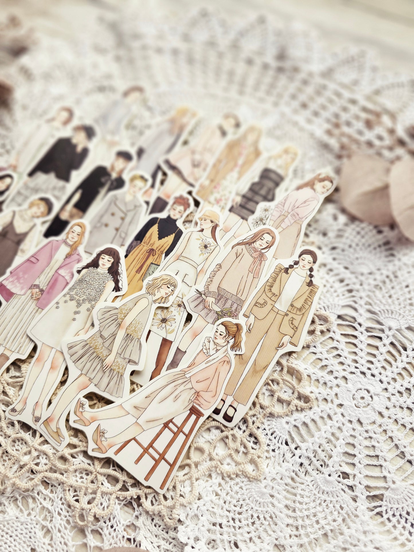 Sticker „Dolls“ –  Windry R.