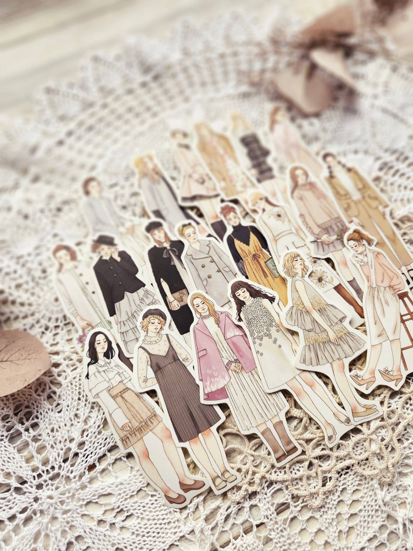 Sticker „Dolls“ –  Windry R.