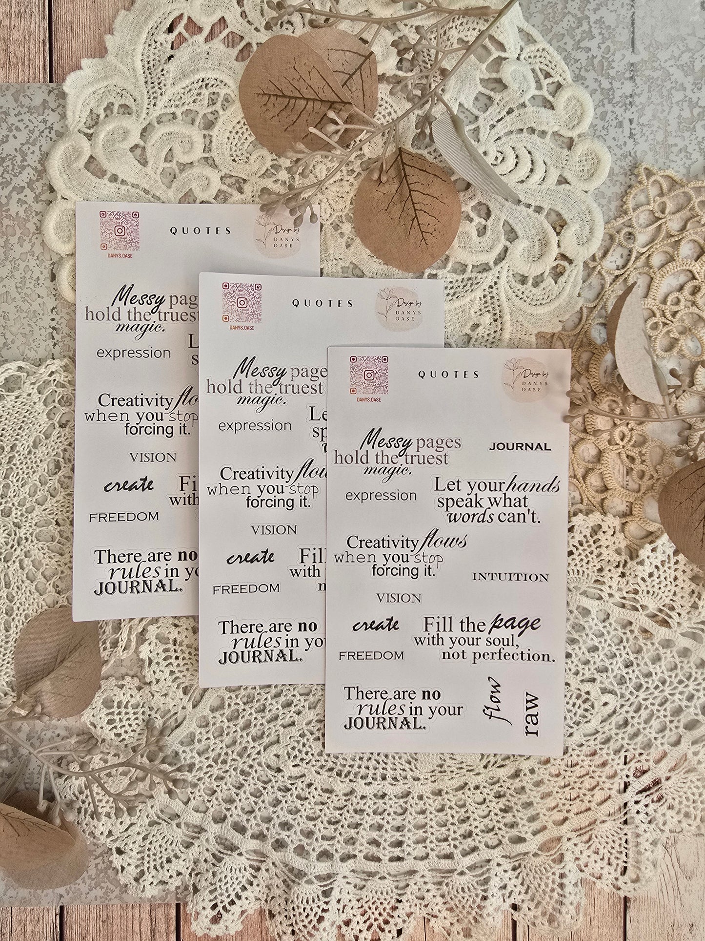 Sticker „Journal Quotes“ – 13 typografische Schwarz-Weiß-Zitate