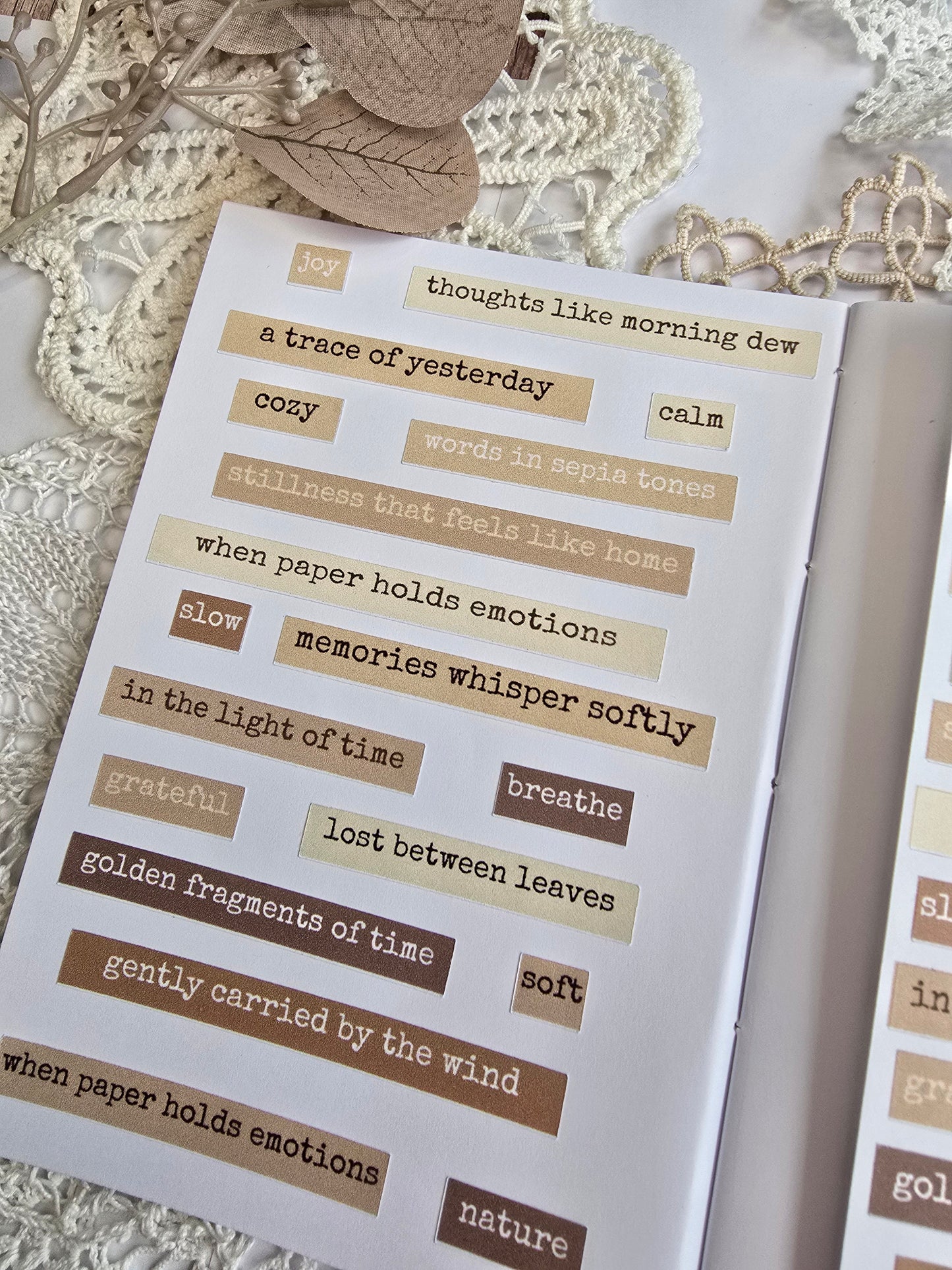 Sticker „Vintage Quotes“ – 19 poetische Wort-Sticker in Sepiatönen