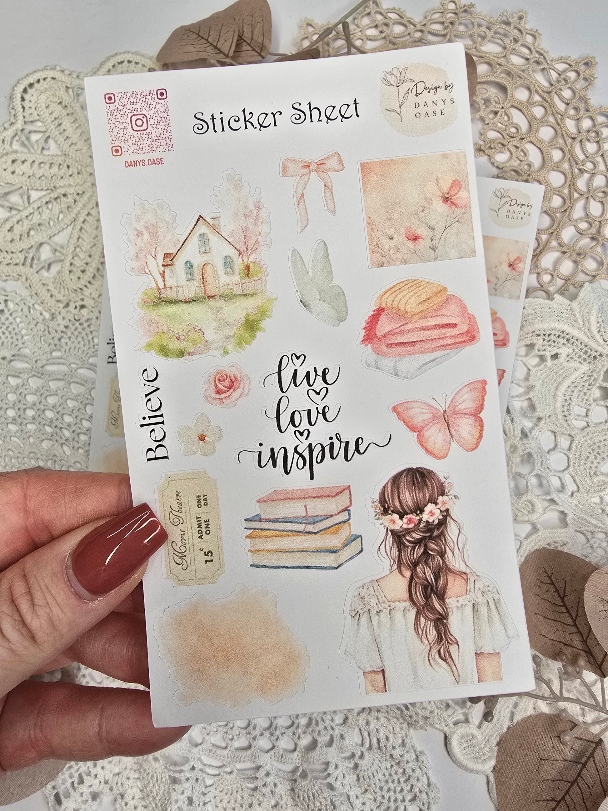 Stickerbogen mit 10 Boho-Motiven: Mädchen, Schmetterlinge, Blumen & Sprüche in Pastell (DIN A6, Kiss Cut)