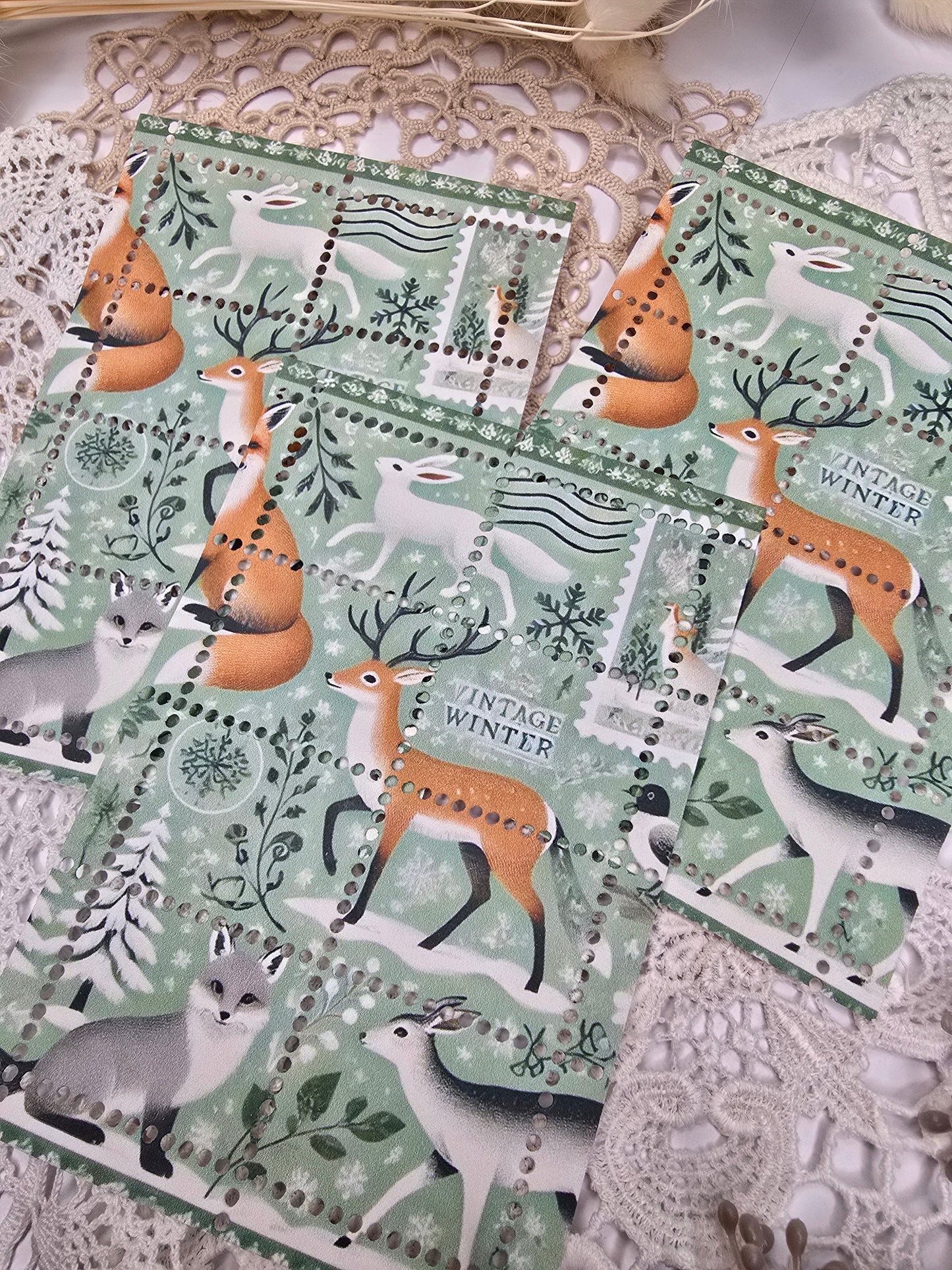 Briefmarke „Waldtiere in Grün“ – Handmade Mini-Serie